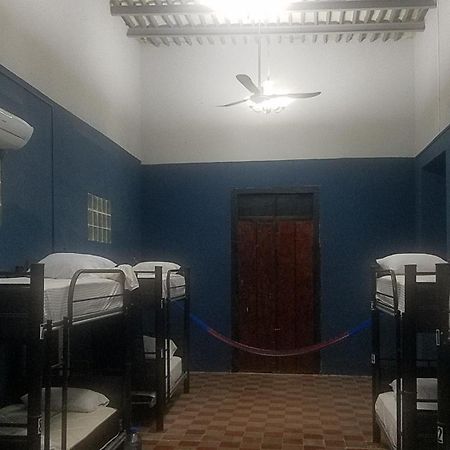 Hostal Xiinbal Мерида Номер фото